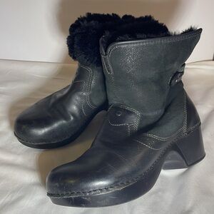 Dansko Women's Black Shearling Boots